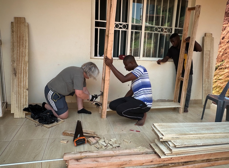 Building Bookshelves